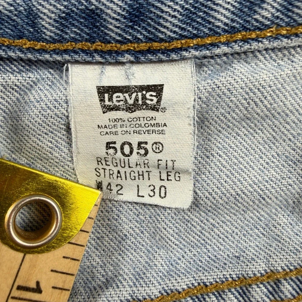 Vintage 90s Levi's 505 Regular Fit Men's 42x30 Light Wash Denim Jeans Fits 40x29